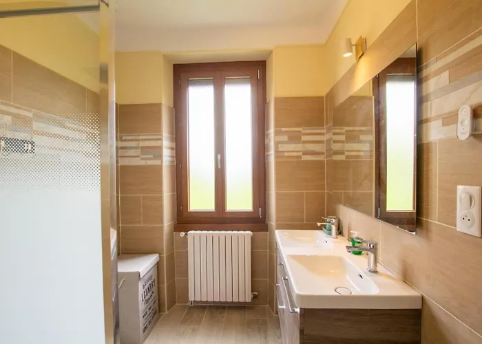 De Mavaleix 度假居 Chalais (Dordogne)